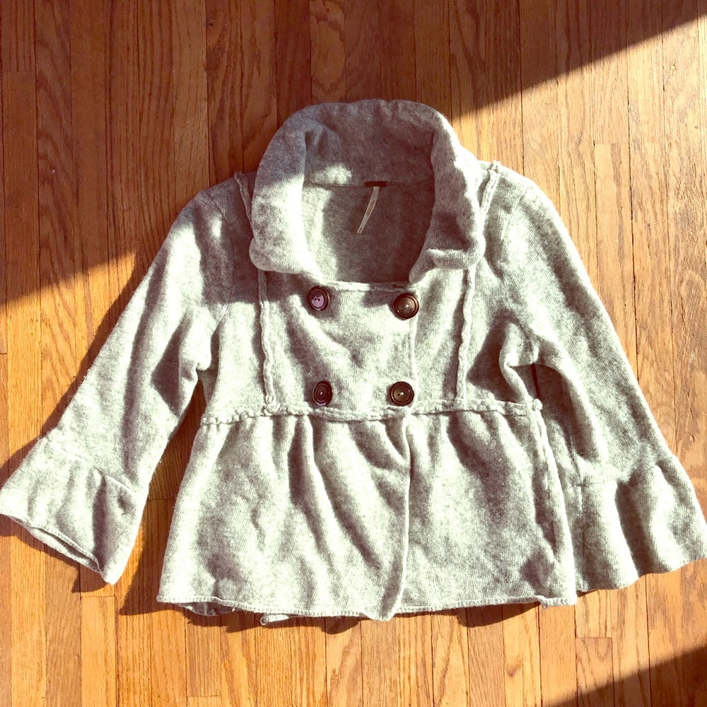 Free People Sweater Med 💯 Lambswool Bell Sleeves